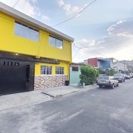 Antiguo Cuscatlán Hostal Los Heroes מראה חיצוני תמונה